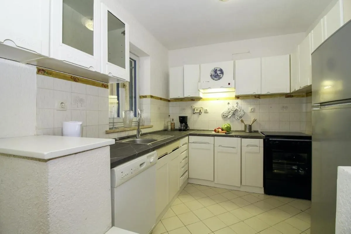 Casa Parenzana In Porec - Haus Fuer 7-9 Personen 0*,